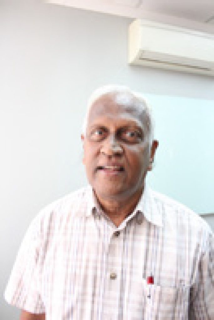 Dr Felix Sundram